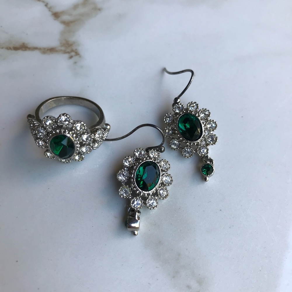 Faux emerald and diamond ring and earring set